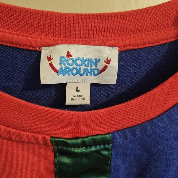 Ugly Christmas Sweater With A Retro Vibe Looks Like Youre A Present Large - Picture 3 of 5